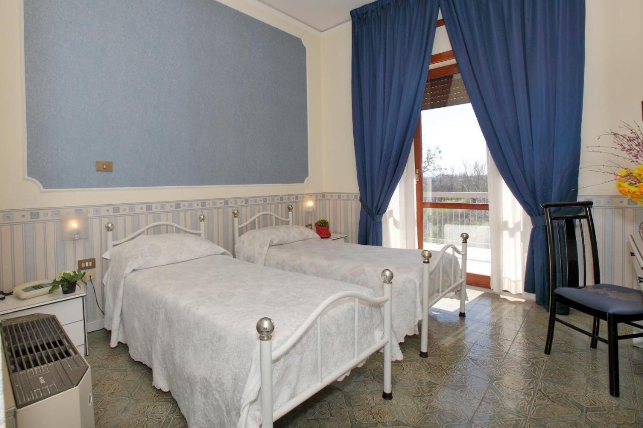 Caivano Il Tricolore מראה חיצוני תמונה